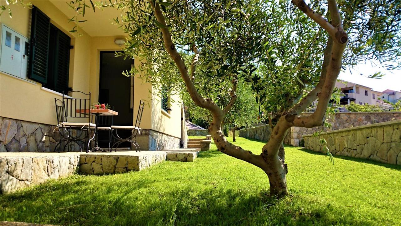 Apartments Garden Baška Buitenkant foto